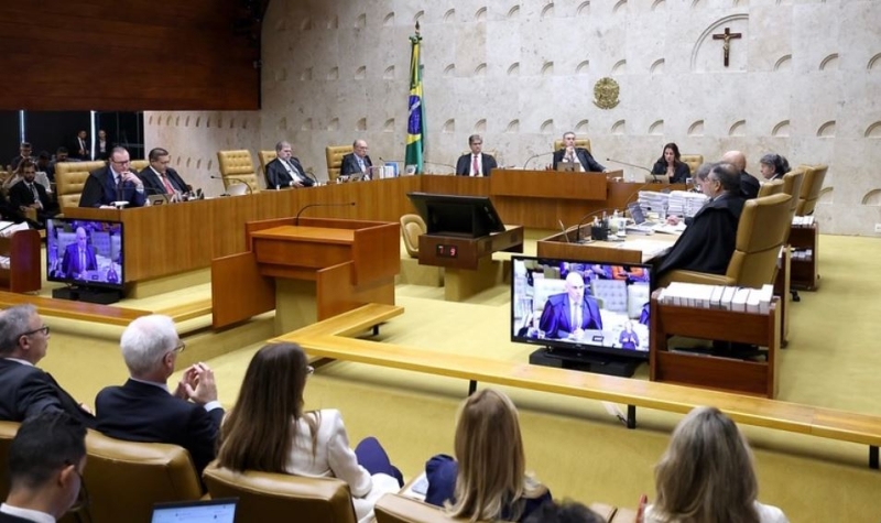 DISPENSA FUNDAMENTADA: Novas regras para demissão de concursados de estatais não têm efeito retroativo, decide STF.